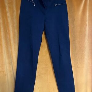 Stylish H&M navy blue dress pants in size US 4 (EU 34)